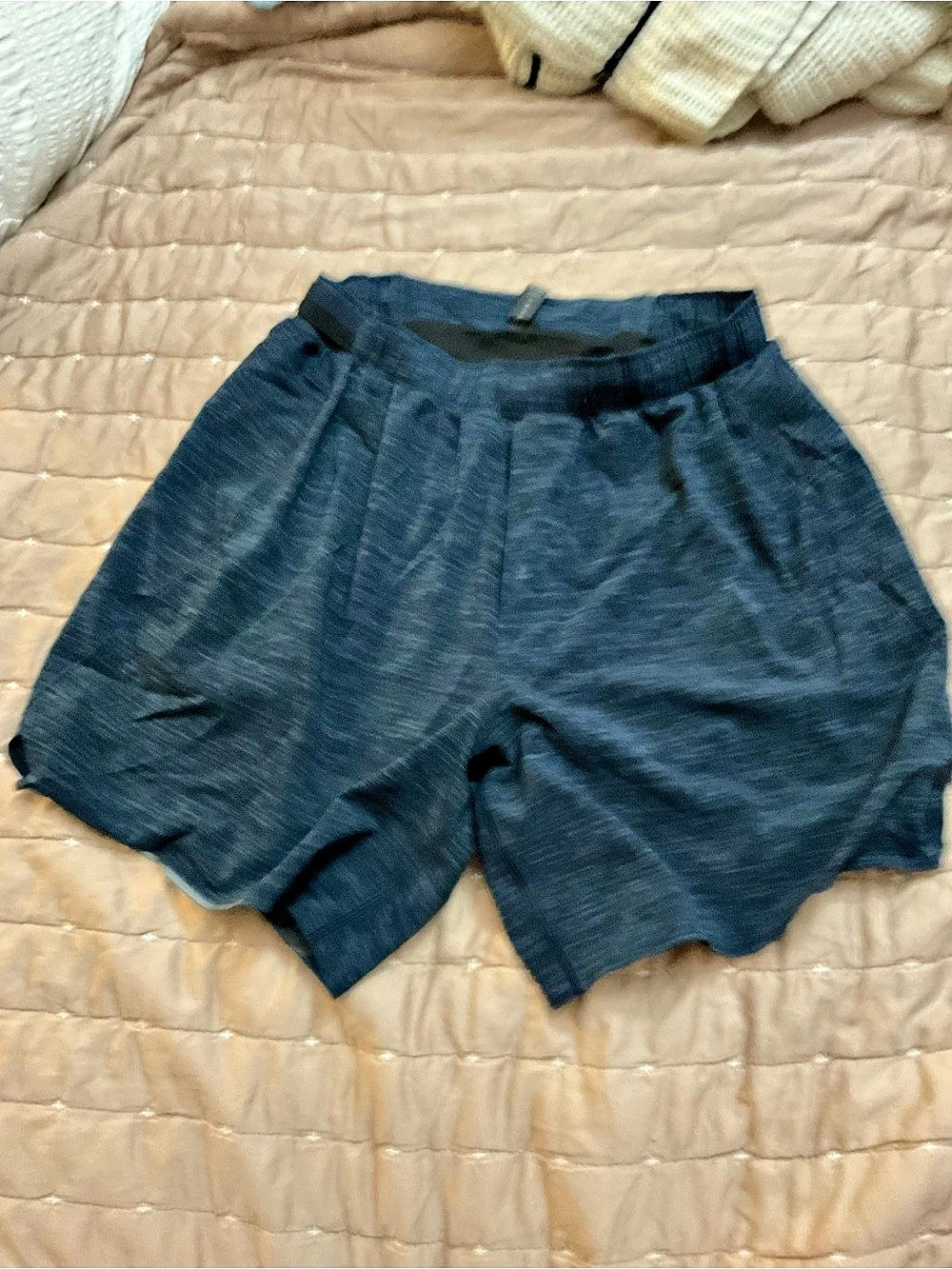 lululemon men's Athletic Shorts Blue Size 6